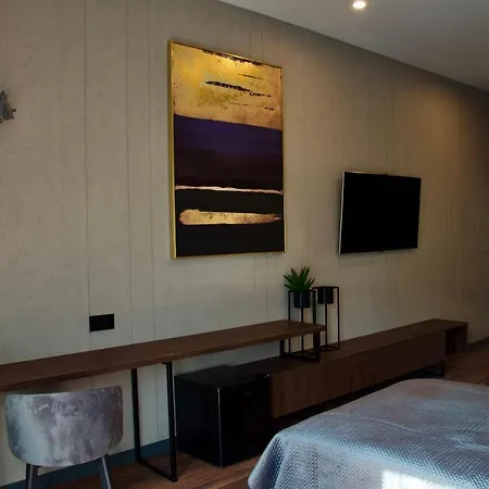 Hotel Aparts *